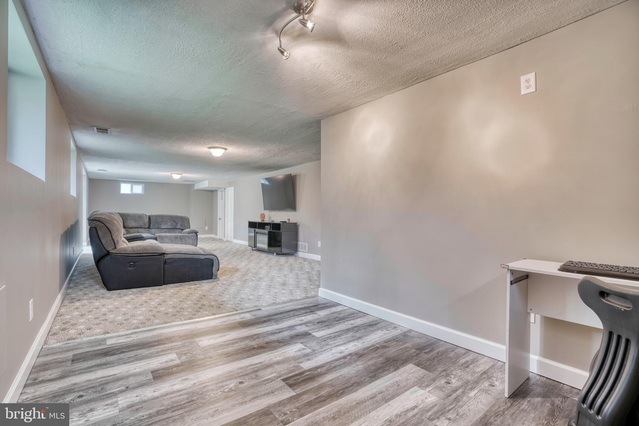 4408 Wynn Road Baltimore, MD 21236 - Photo 33 of 49