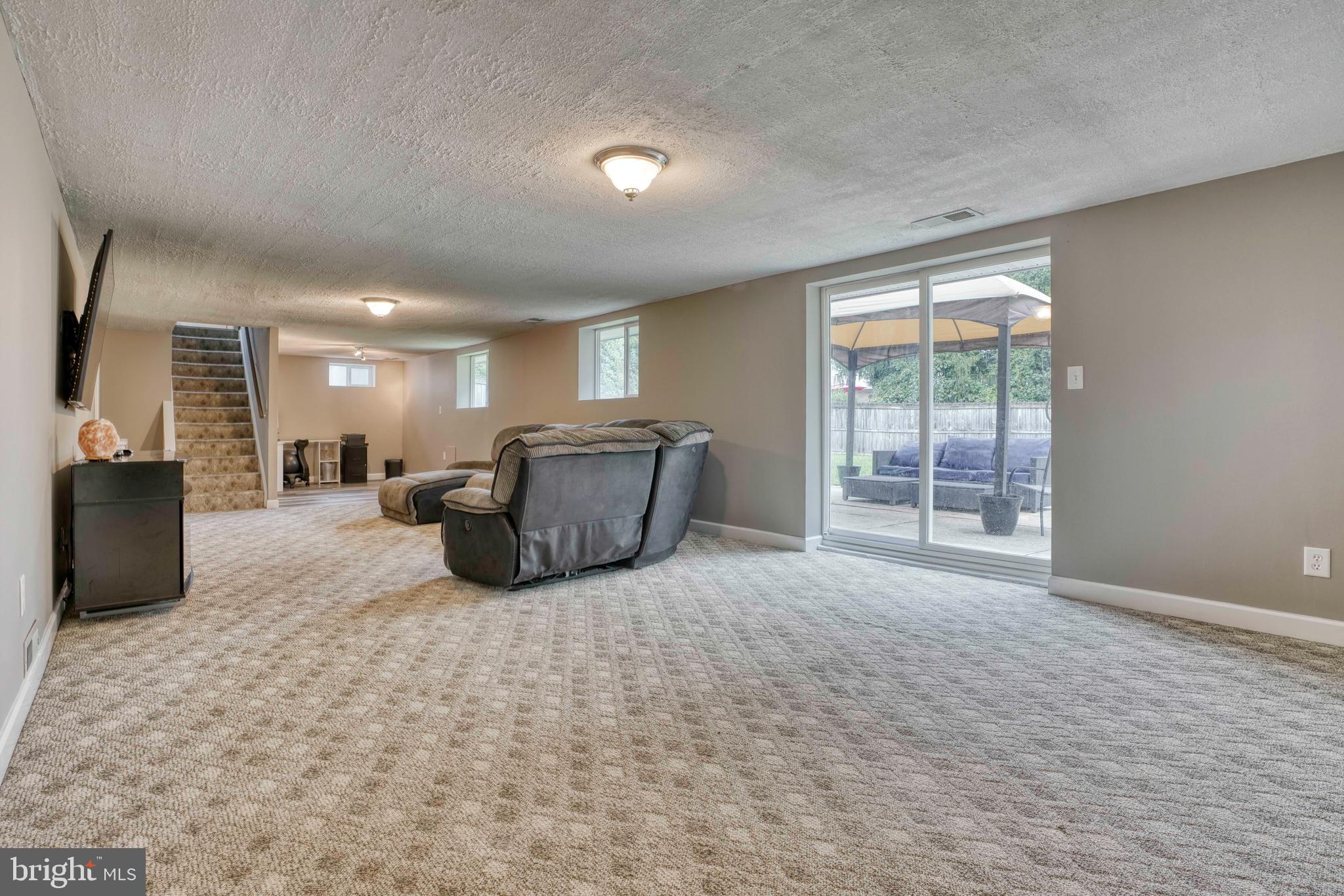 4408 Wynn Road Baltimore, MD 21236 - Photo 35 of 49