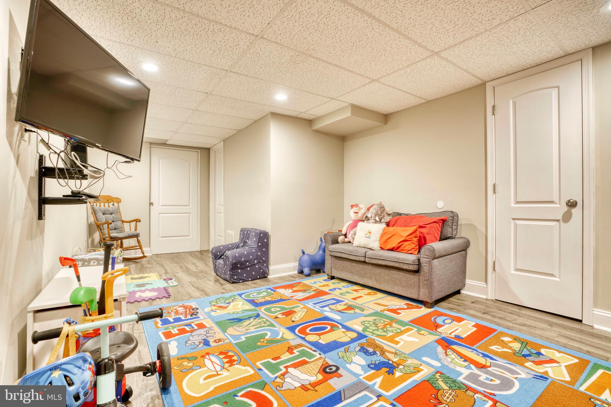 4408 Wynn Road Baltimore, MD 21236 - Photo 38 of 49