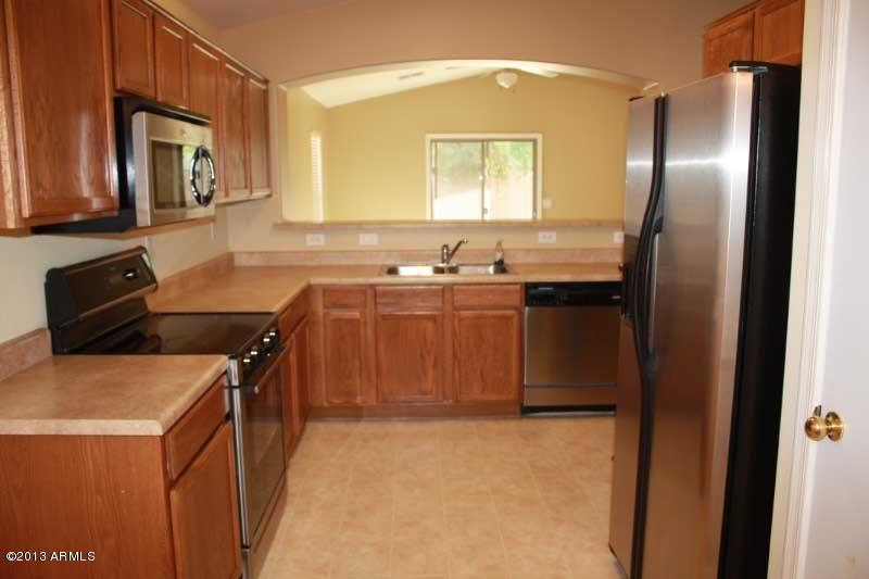 11737 West Dos Rios Drive Sun City, AZ 85373 - Photo 2 of 7 2