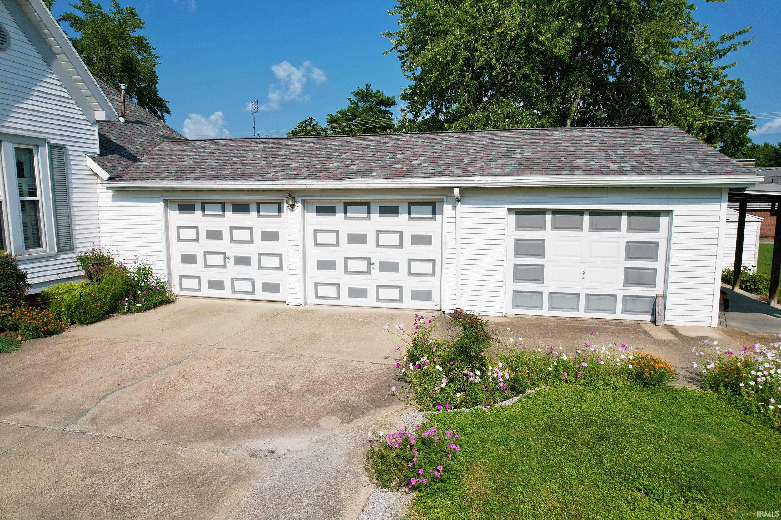 214 5th Street Carmi, IL 62821 - Photo 24 of 36