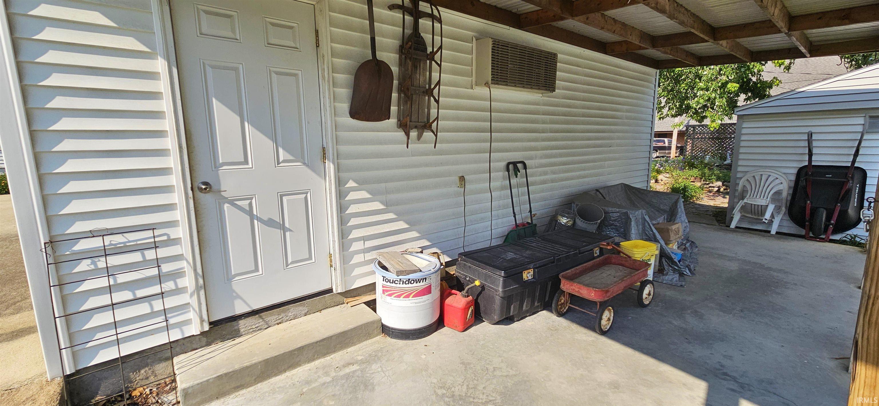 214 5th Street Carmi, IL 62821 - Photo 27 of 36