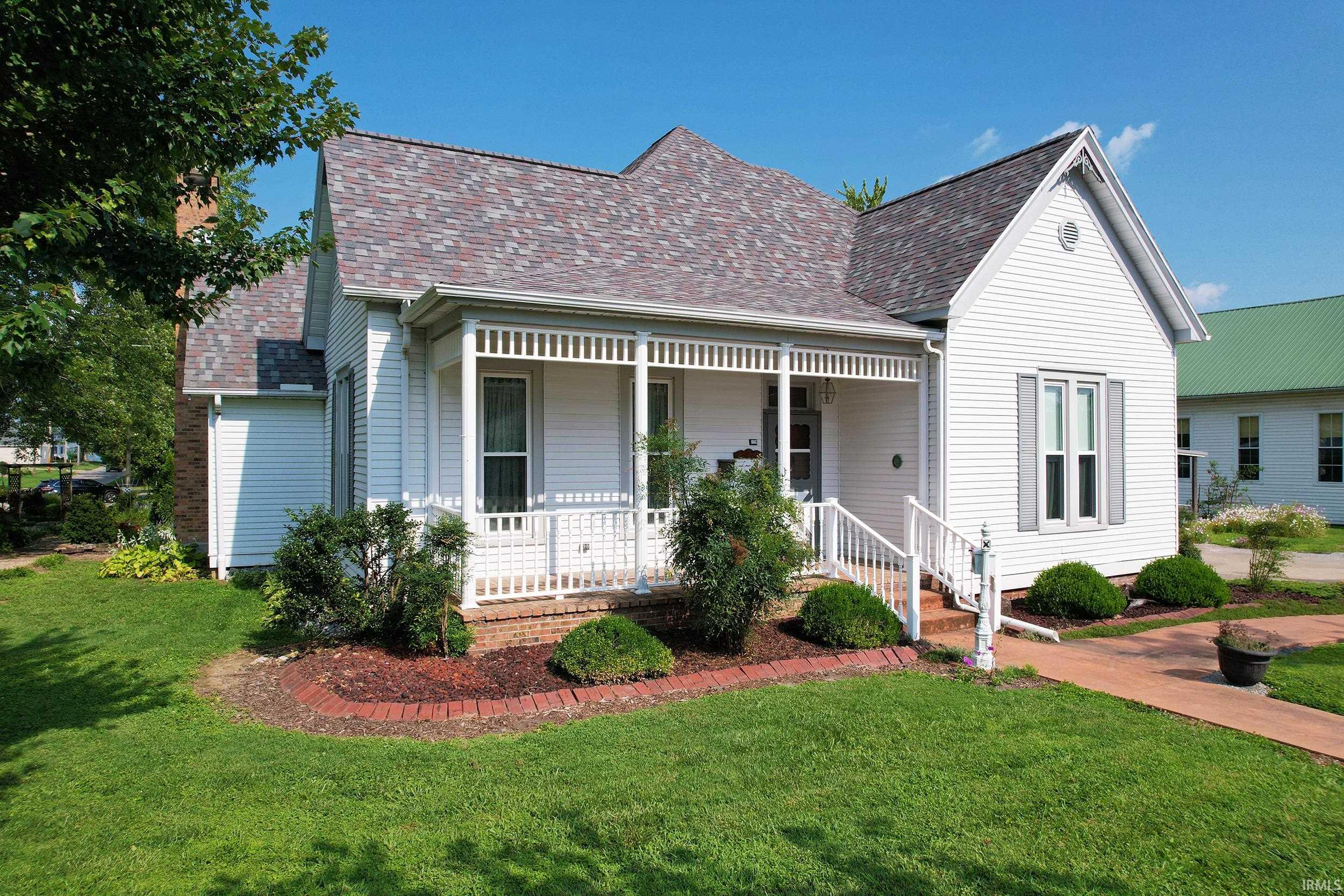 214 5th Street Carmi, IL 62821 - Photo 5 of 36