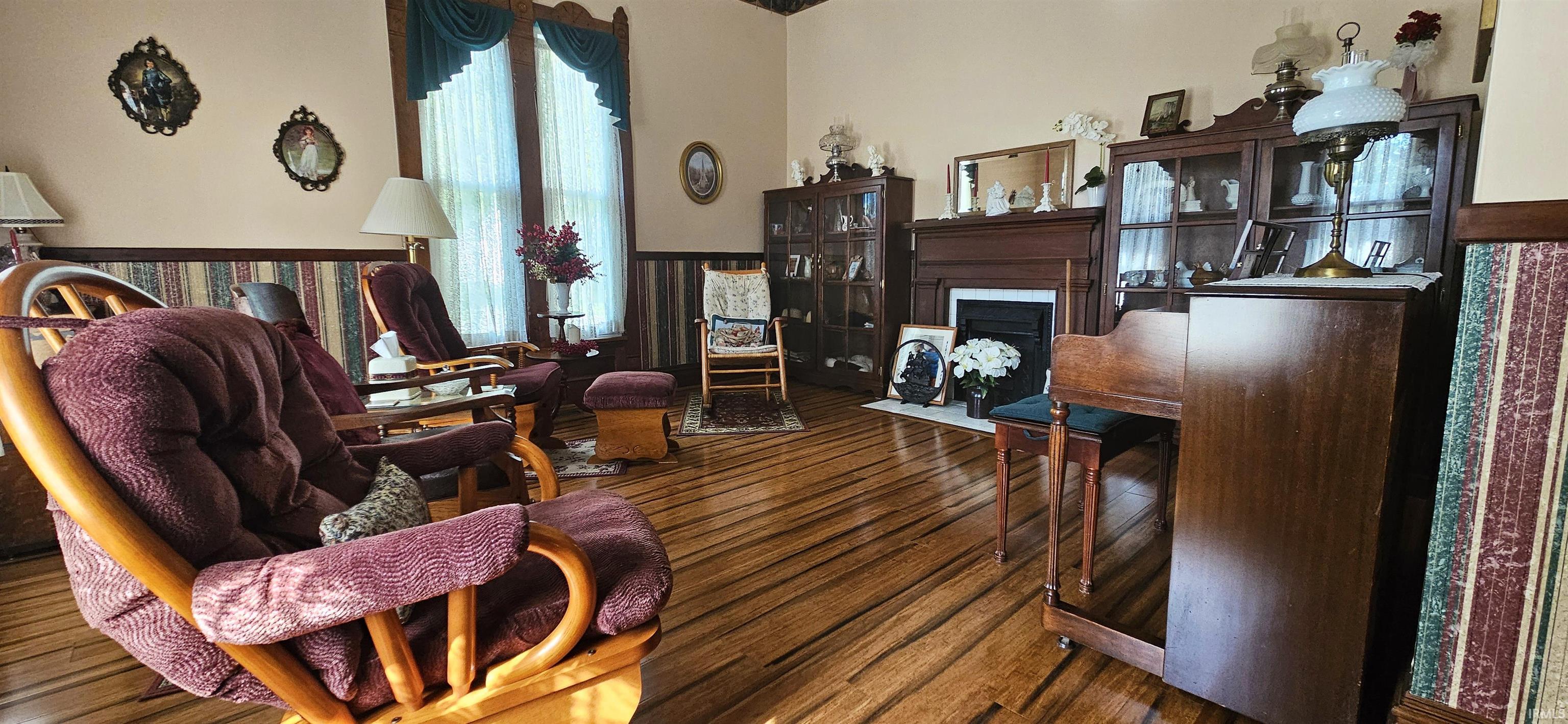 214 5th Street Carmi, IL 62821 - Photo 6 of 36