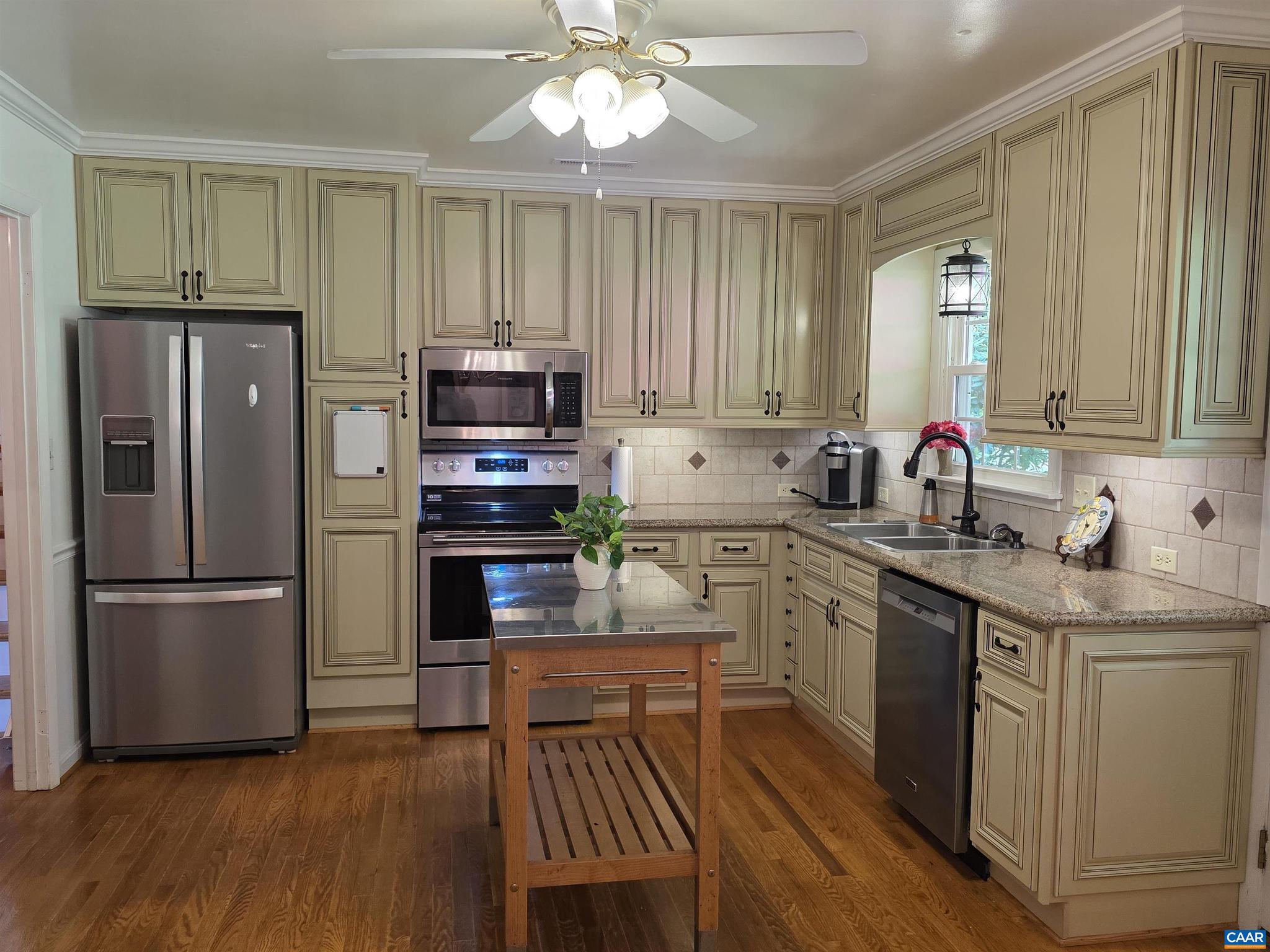 1507 Ricky Road Charlottesville, VA 22901 - Photo 4 of 24