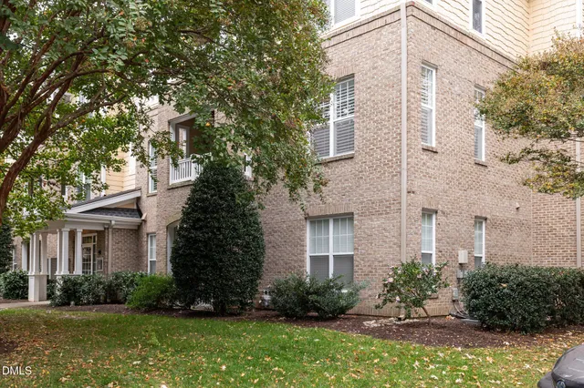 $414,000 | 3121 Hemlock Forest Circle, Unit 203, Raleigh, NC 27612