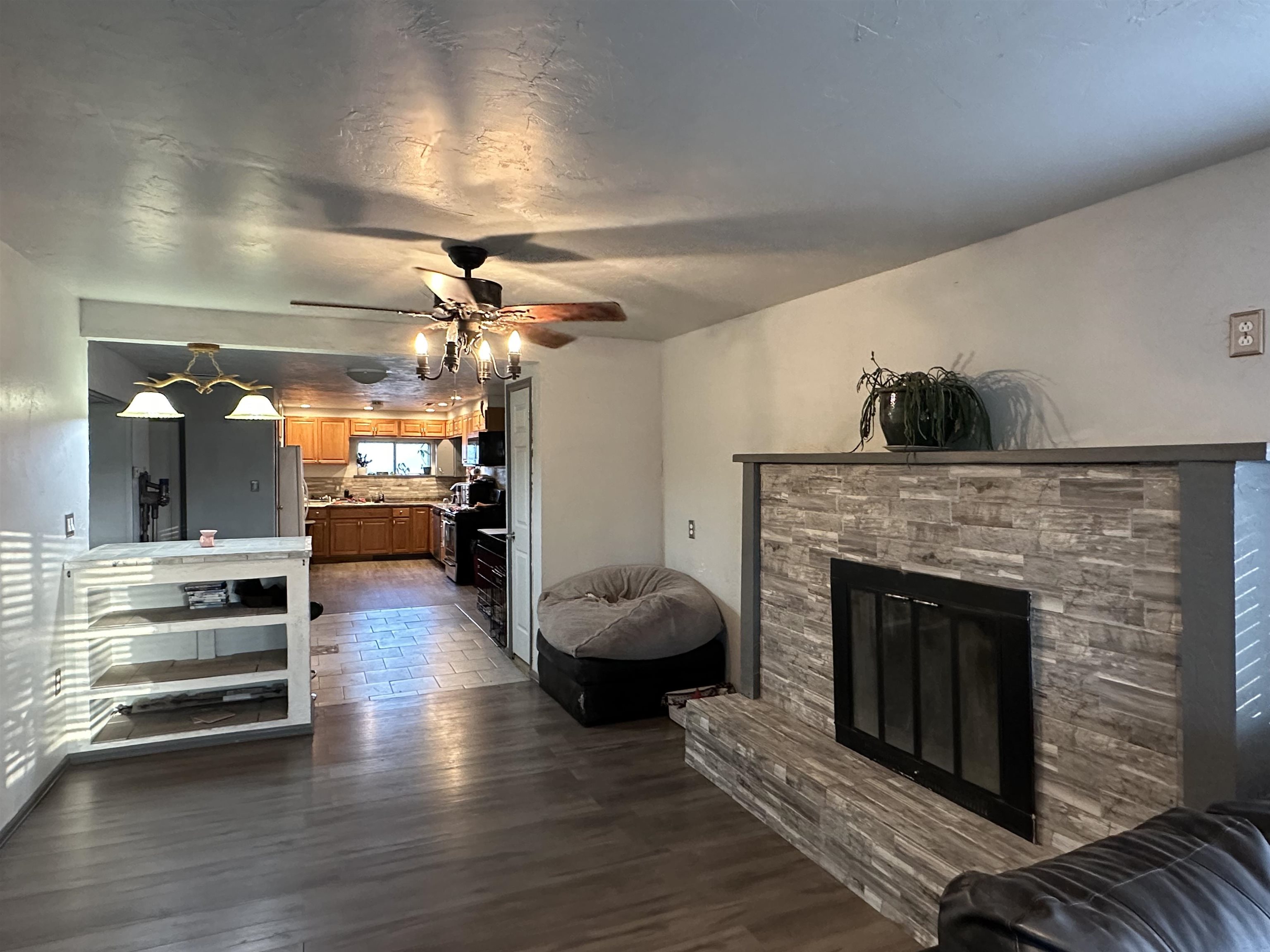 274 27 Road Grand Junction, CO 81503 - Photo 5 of 14 Gallery Image 5