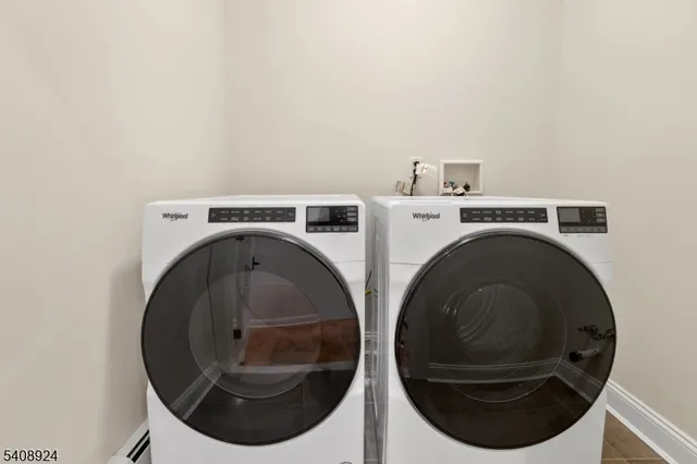 a close up view of washer and dryer