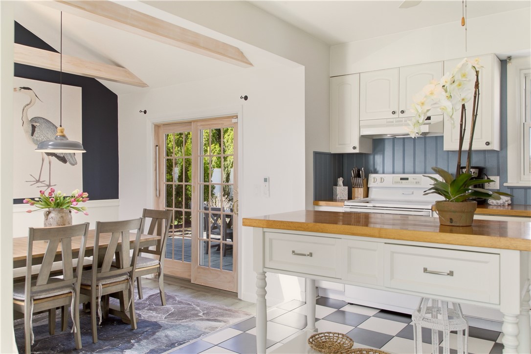 415 Wapping Road Portsmouth, RI 02871 - Photo 32 of 43