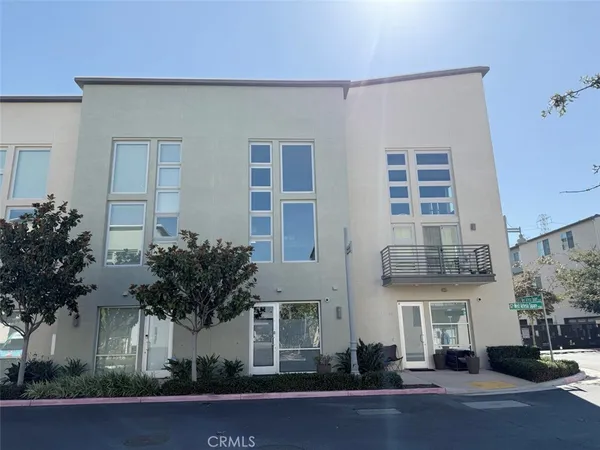 $4,250 | 1508 West Artesia Square, Gardena, CA 90248