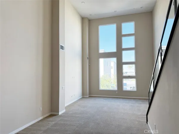 $4,250 | 1508 West Artesia Square, Gardena, CA 90248