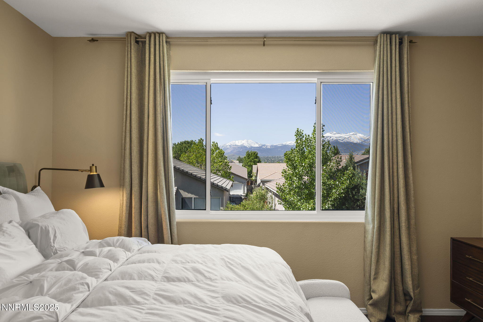 9629 Thunder Mountain Way Reno, NV 89521 - Photo 17 of 36 21-web-or-mls-_DSC0105