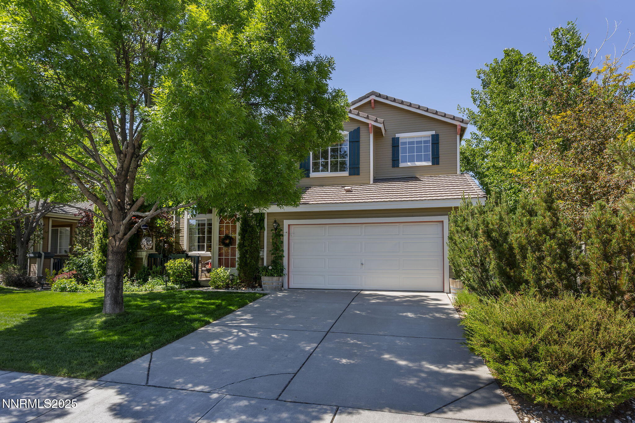 9629 Thunder Mountain Way Reno, NV 89521 - Photo 4 of 36 6-web-or-mls-_DSC0156