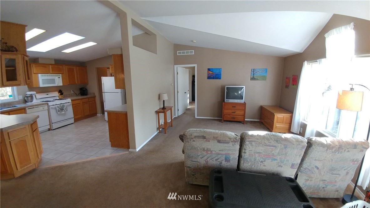 7840 Carson Road Blaine, WA 98230 - Photo 2 of 23