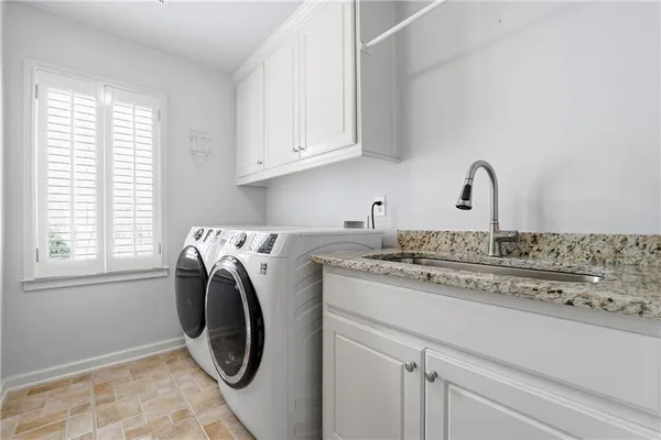 $1,375,000 | 973 Meadow Club Court, Suwanee, GA 30024