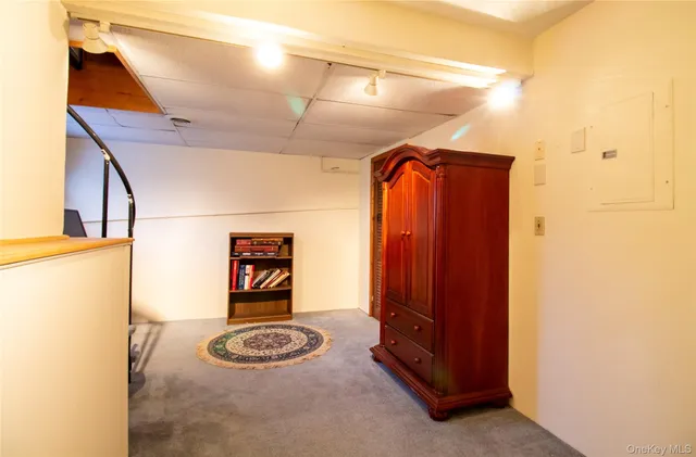 $376,000 | 38 Chester Lane, Nanuet, NY 10954