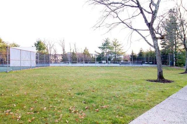 $376,000 | 38 Chester Lane, Nanuet, NY 10954