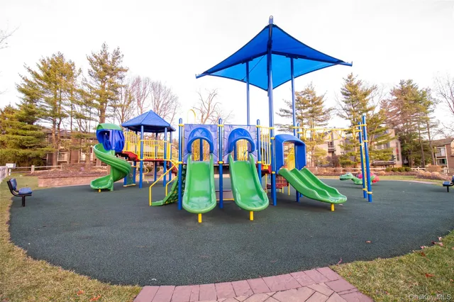 $376,000 | 38 Chester Lane, Nanuet, NY 10954