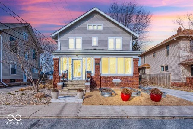 $530,000 | 450 East Madison Street, Franklin, IN 46131