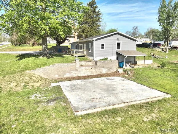 $225,000 | 306 West Monroe Street, La Grange, MO 63448
