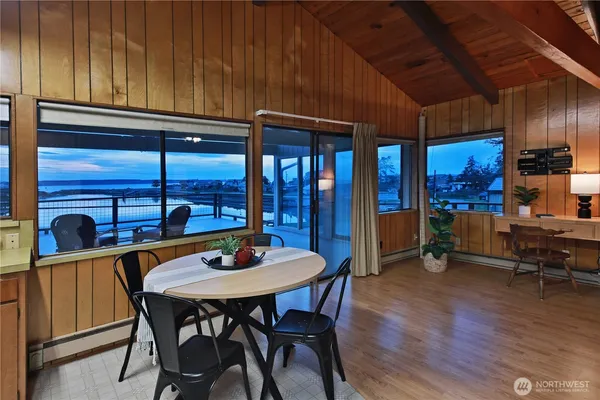 $595,000 | 3621 South Shorewood Avenue, Greenbank, WA 98253