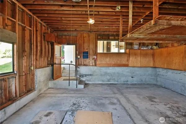 $595,000 | 3621 South Shorewood Avenue, Greenbank, WA 98253