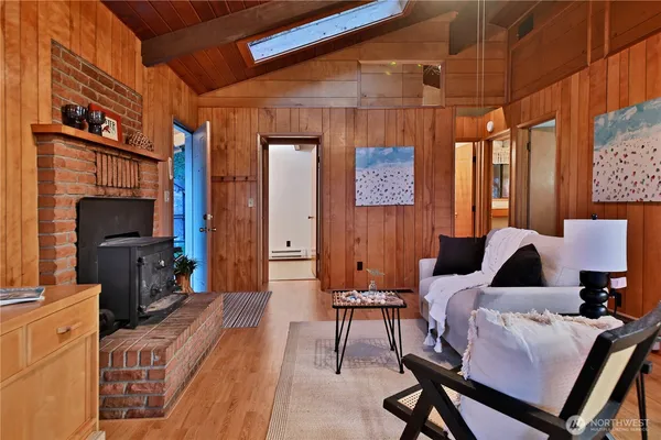 $595,000 | 3621 South Shorewood Avenue, Greenbank, WA 98253