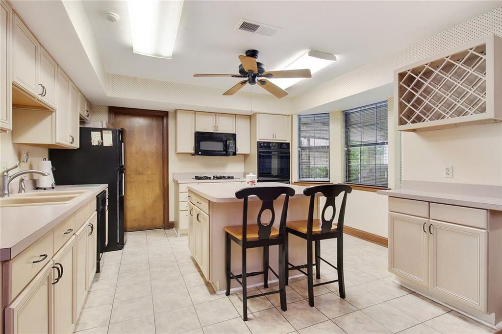 8805 Darby Lane River Ridge, LA 70123 - Photo 7 of 15