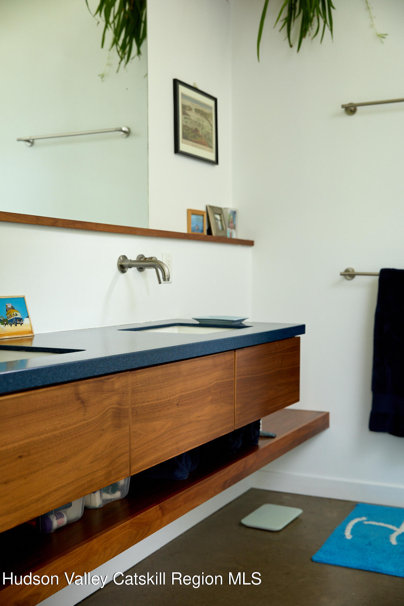 1156 Old Ford Road Gardiner, NY 12561 - Photo 13 of 46 Primary Bath