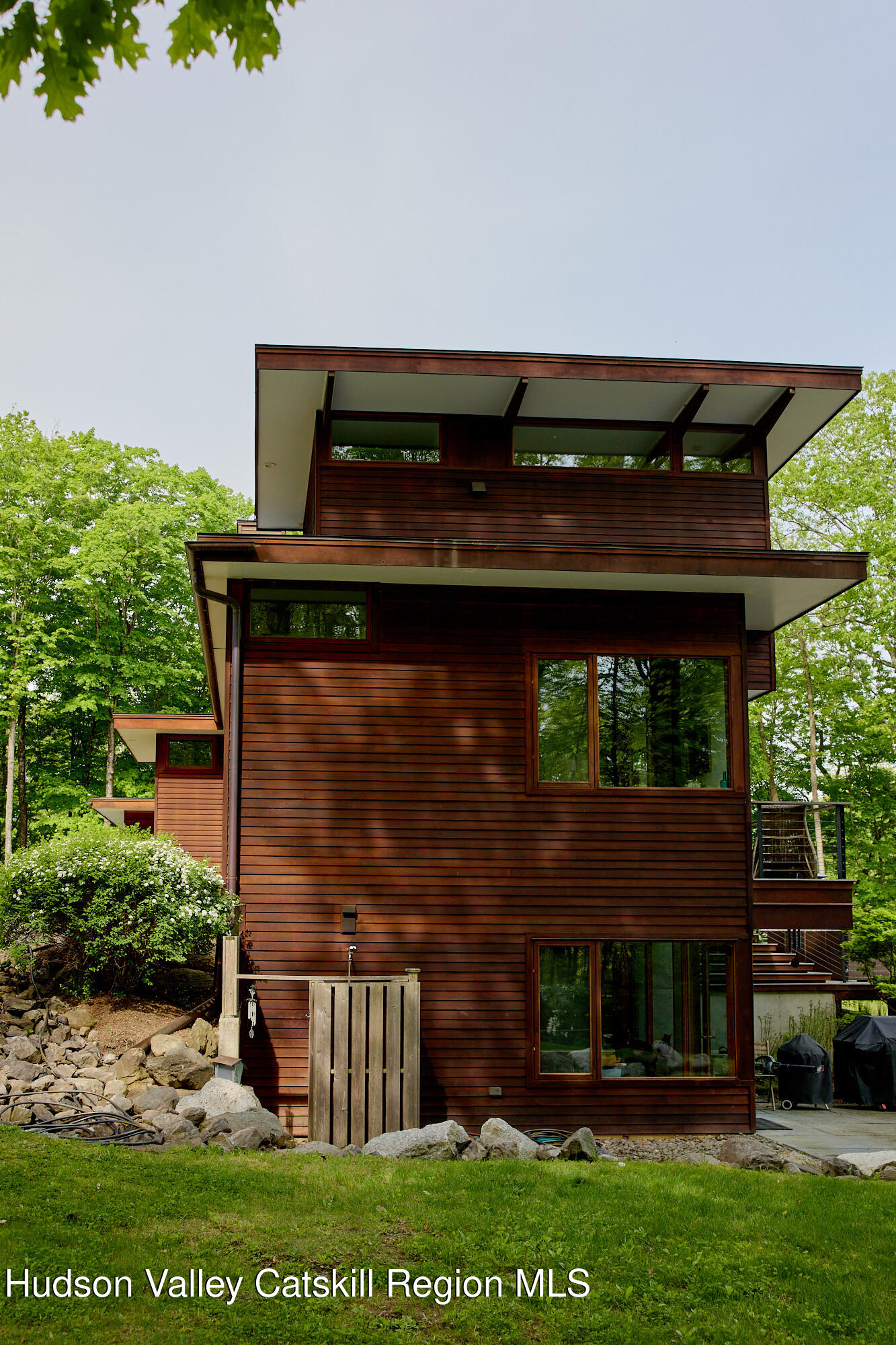 1156 Old Ford Road Gardiner, NY 12561 - Photo 36 of 46 Outdoor Shower