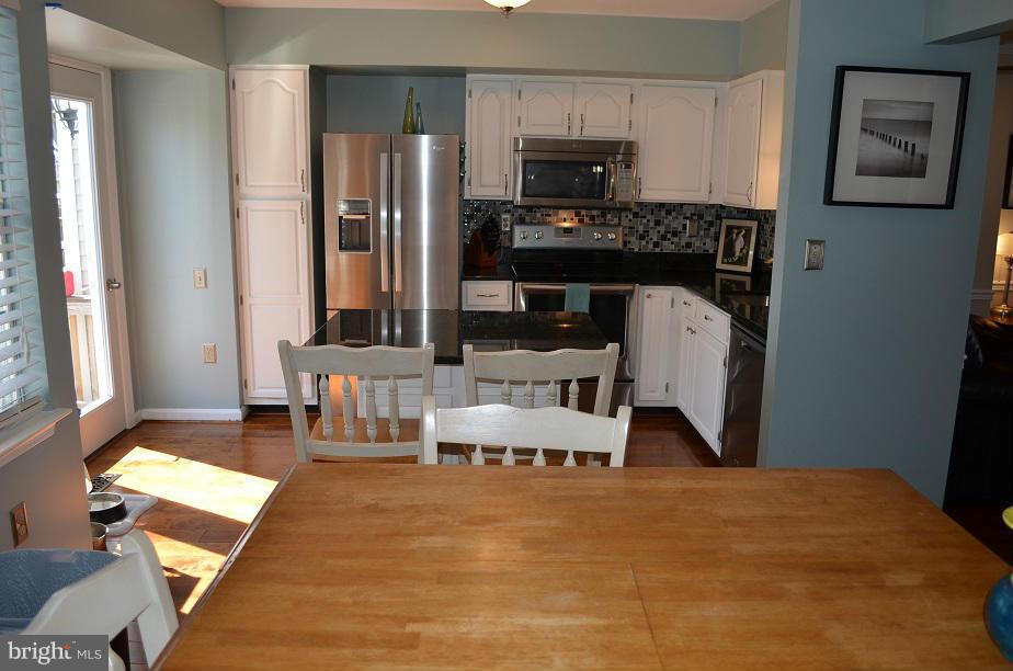 9105 Ridgefield Lane Frederick, MD 21701 - Photo 14 of 30 Kitchen