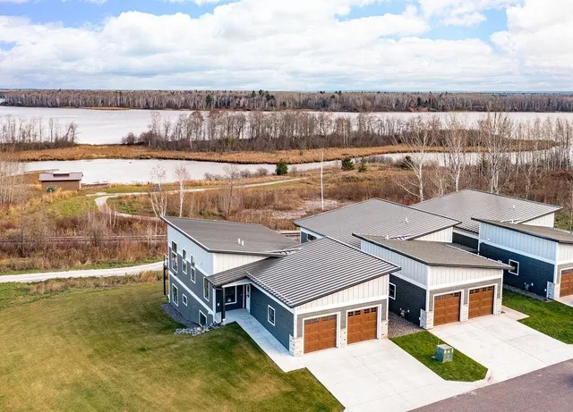 $797,900 | 8602 Maynard Place, Duluth, MN 55808