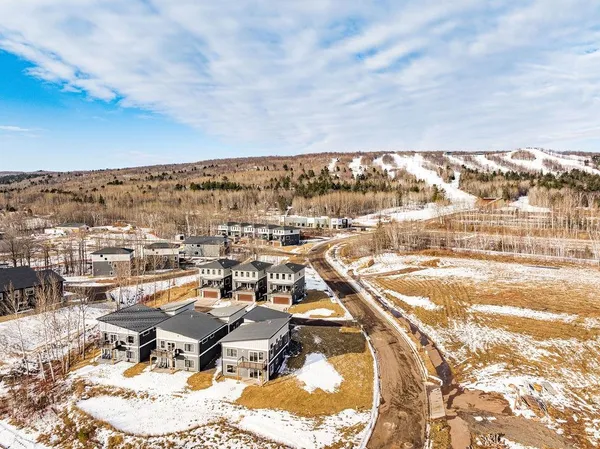 $797,900 | 8602 Maynard Place, Duluth, MN 55808