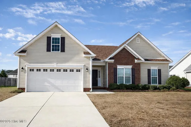 $355,000 | 304 Palisades Way, New Bern, NC 28560