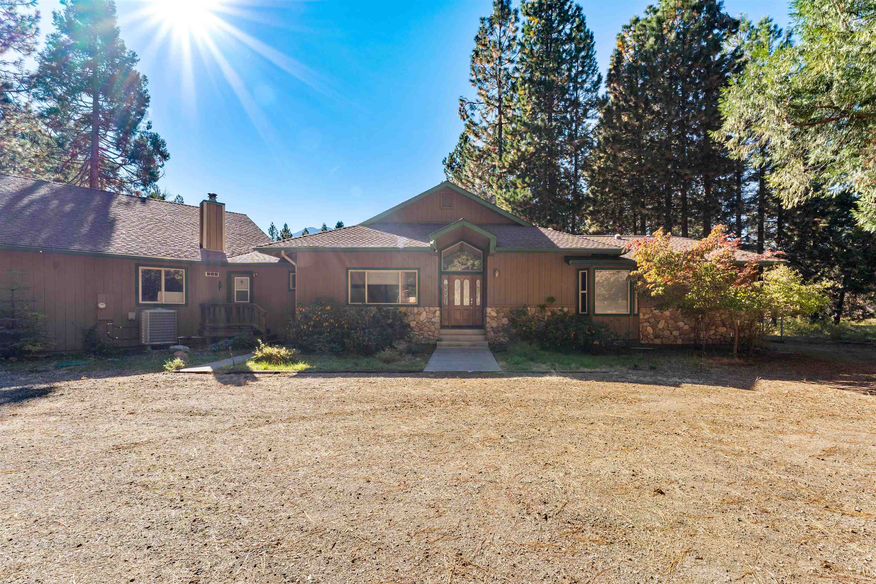1138 Deetz Road Mount Shasta, CA 96067 - Photo 2 of 49 Gallery Image 2