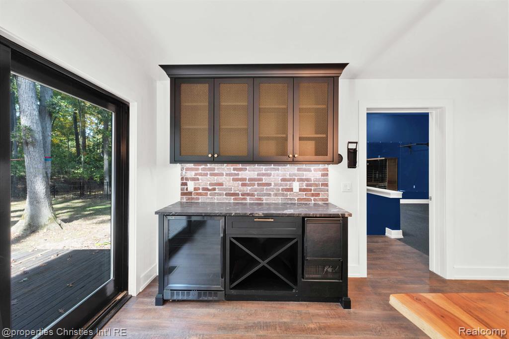5080 Tootmoor Road Bloomfield Hills, MI 48302 - Photo 12 of 54