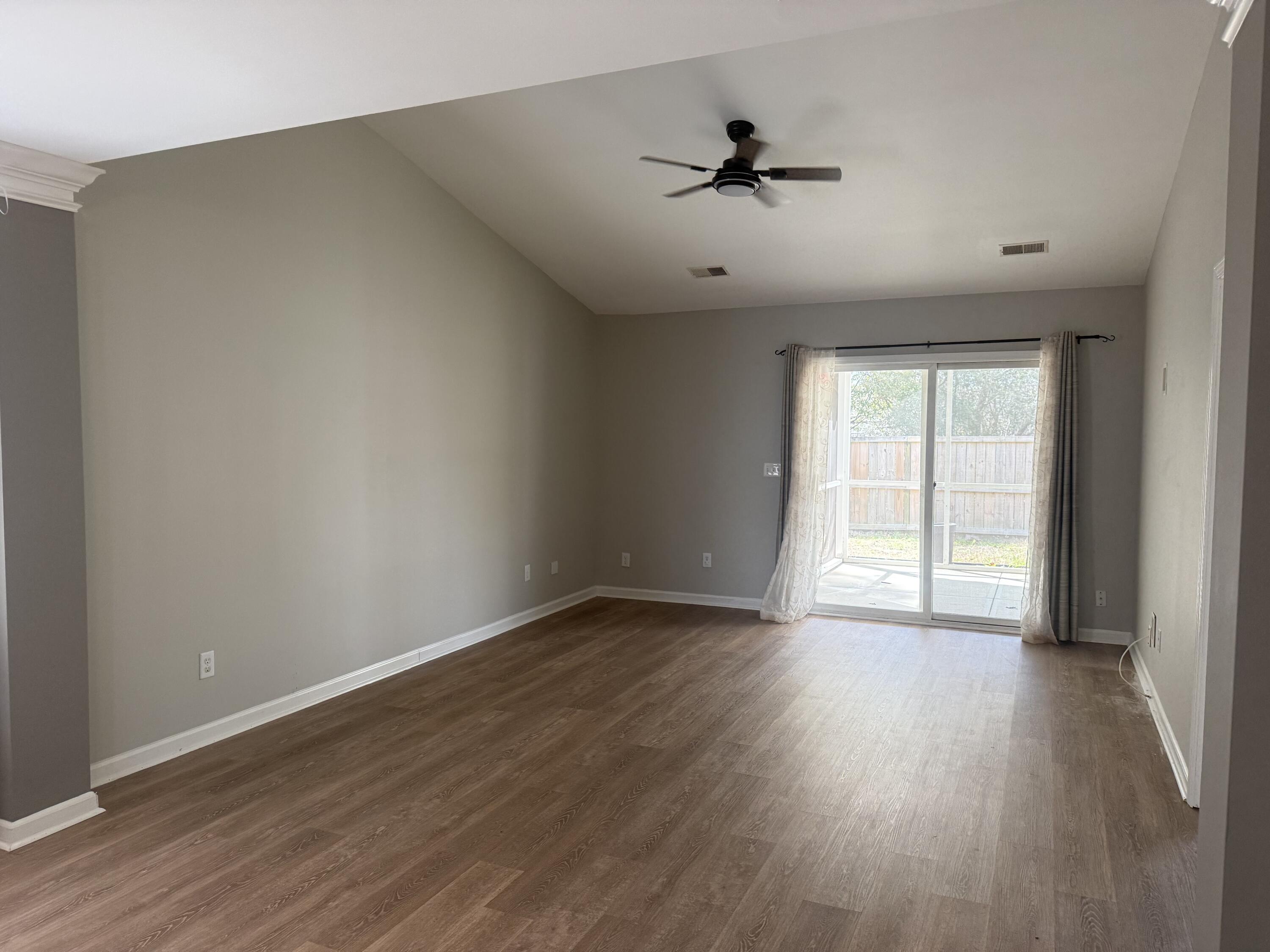 1300 River Rock Road Hanahan, SC 29410 - Photo 5 of 24 IMG_2100