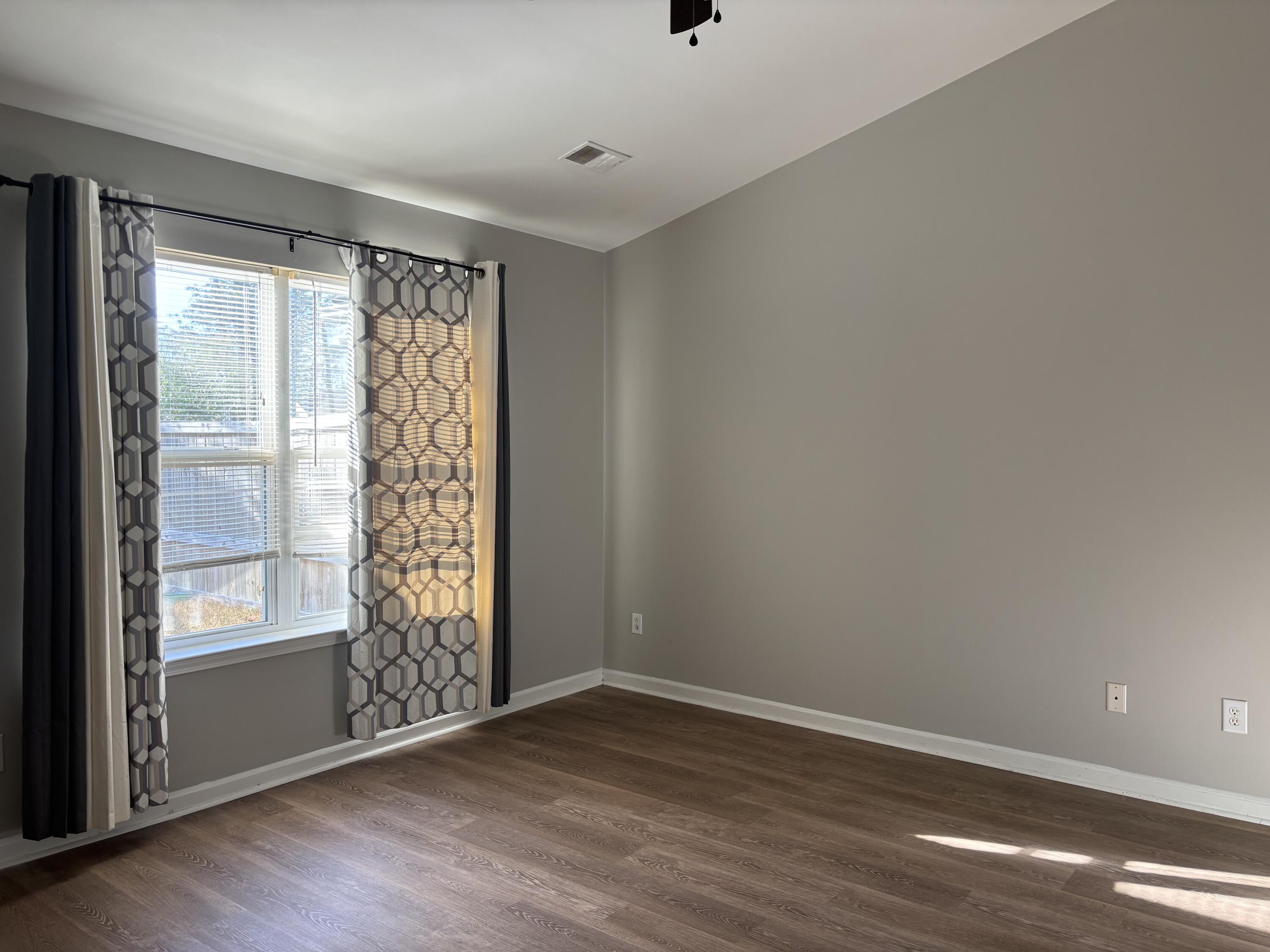 1300 River Rock Road Hanahan, SC 29410 - Photo 6 of 24 IMG_2975