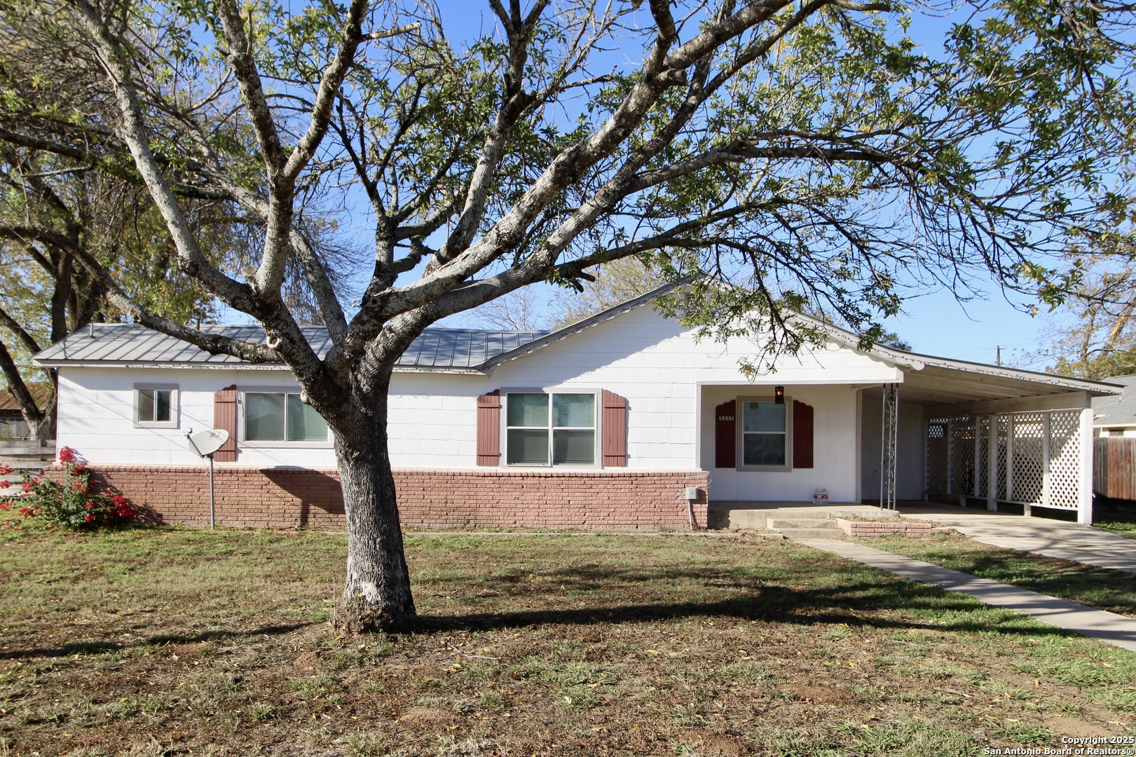 15331 Cottage Street Lytle, TX 78052 - Photo 1 of 25 Gallery Image 1