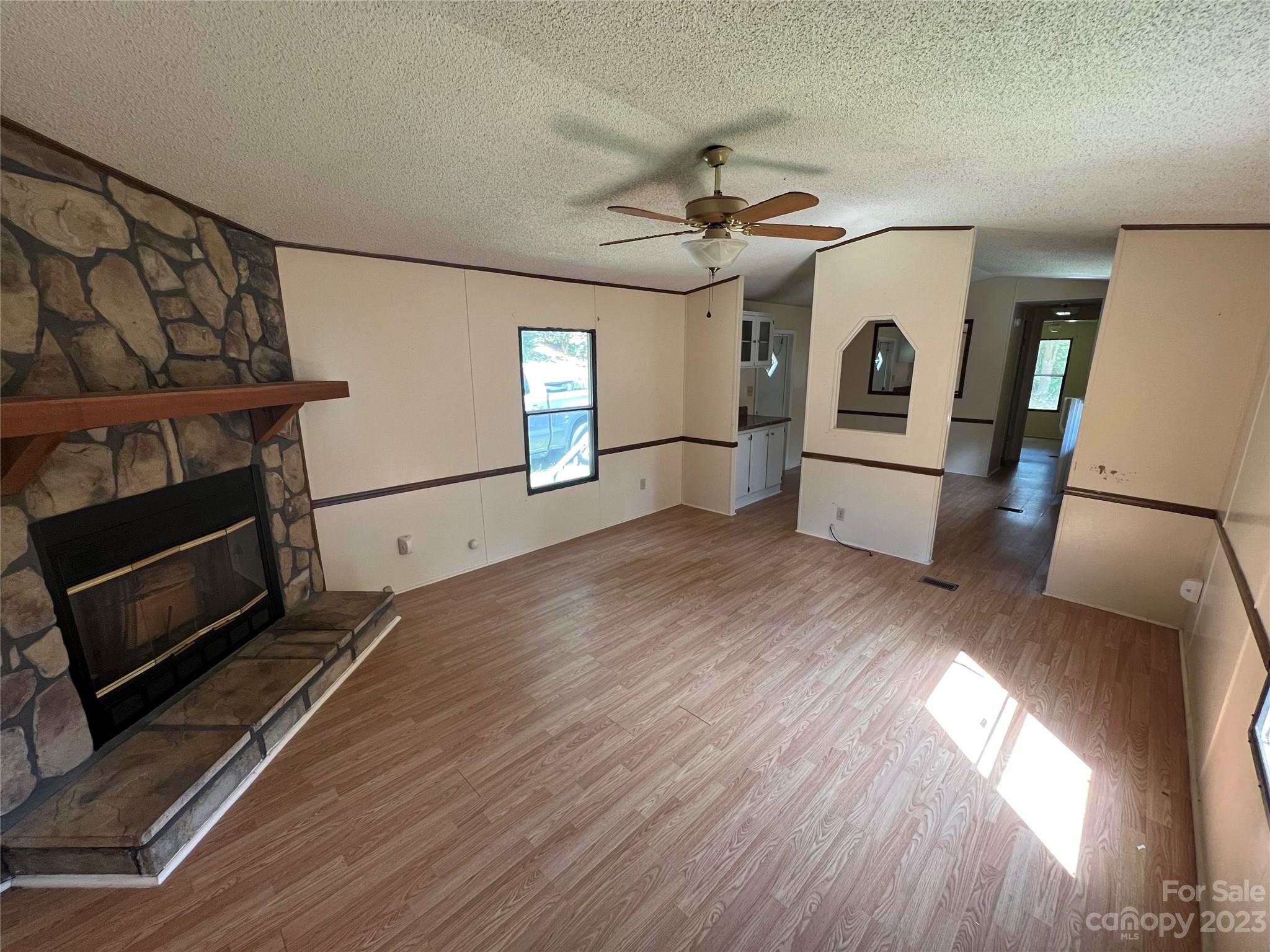 1640 Falls Road Valdese, NC 28690 - Photo 6 of 18 Gallery Image 6
