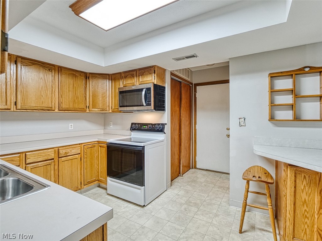 6742 Fry Road, Unit 3 Middleburg Heights, OH 44130 - Photo 12 of 31 Gallery Image 12