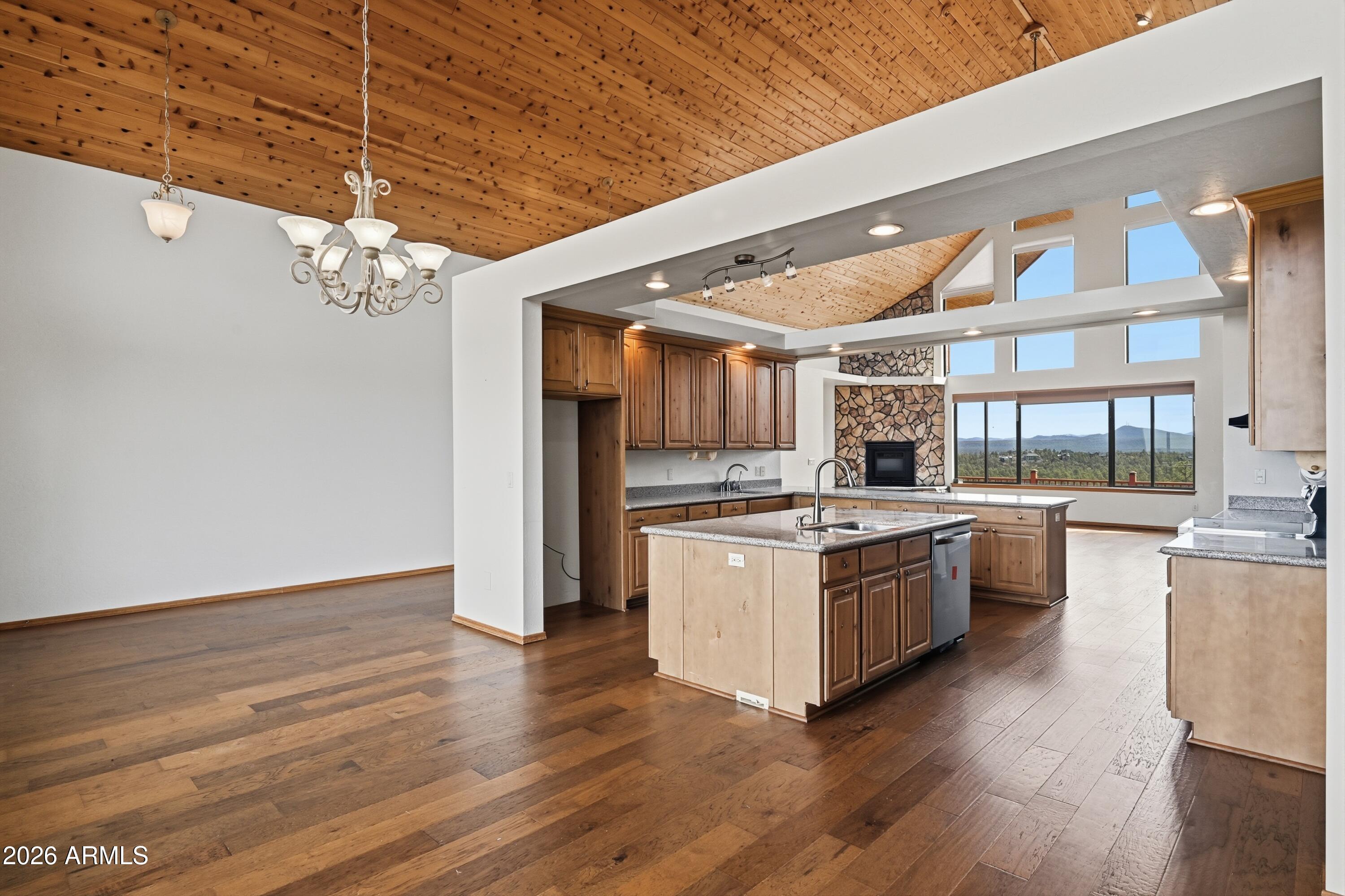 1561 South Canyon Ridge Trail Show Low, AZ 85901 - Photo 12 of 60 12_nkn_6156