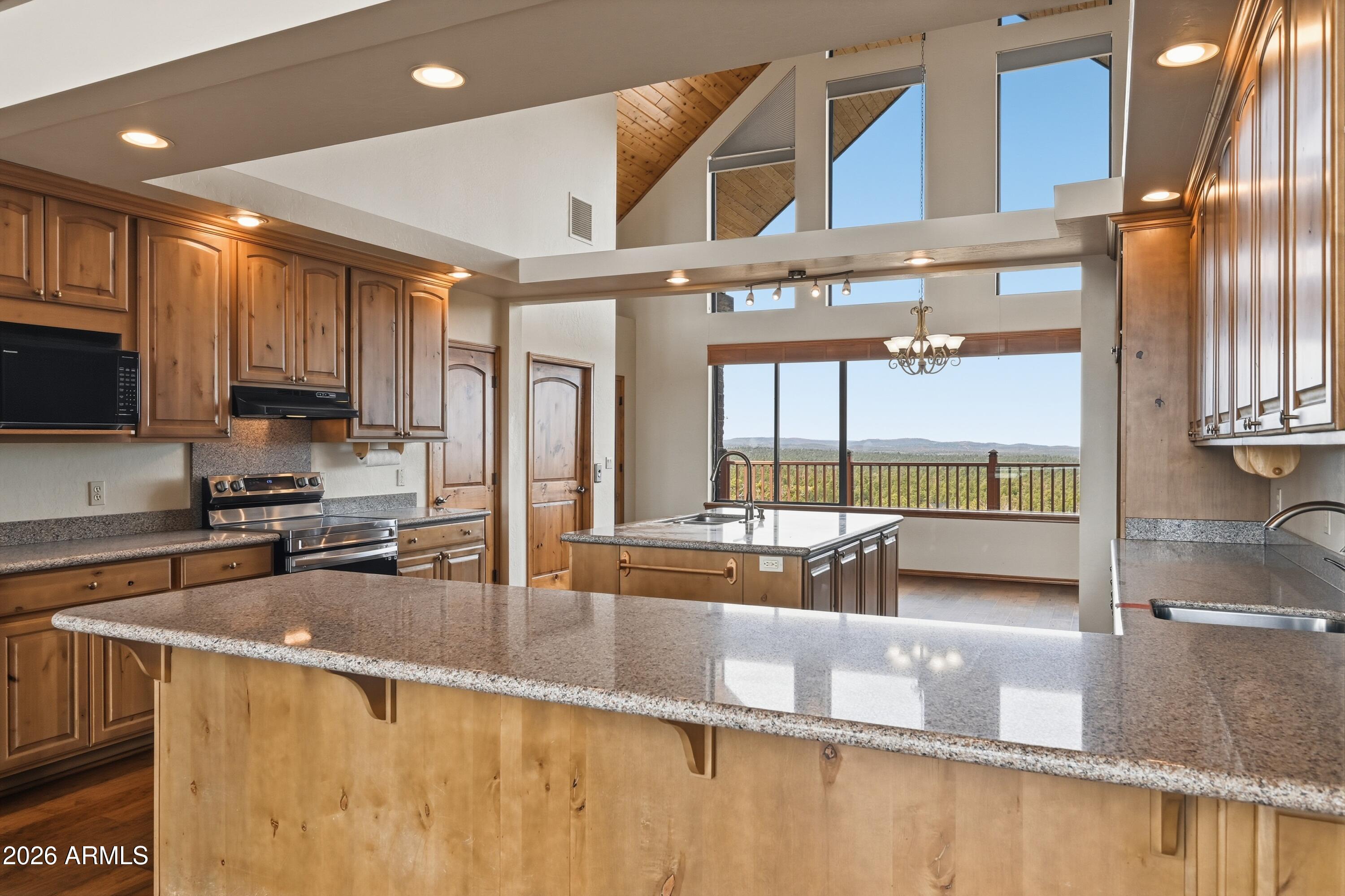 1561 South Canyon Ridge Trail Show Low, AZ 85901 - Photo 21 of 60 21_nkn_6177