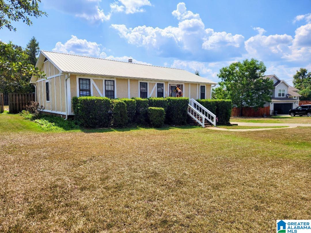 405 3rd Street Pleasant Grove, AL 35127 - Photo 1 of 16
