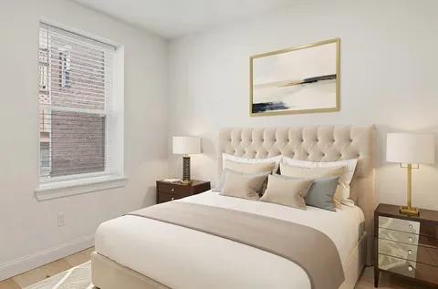 $5,200 | 19 Bartlett Place, Unit 3, Boston, MA 02113