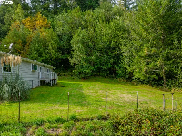 a view of a green yard