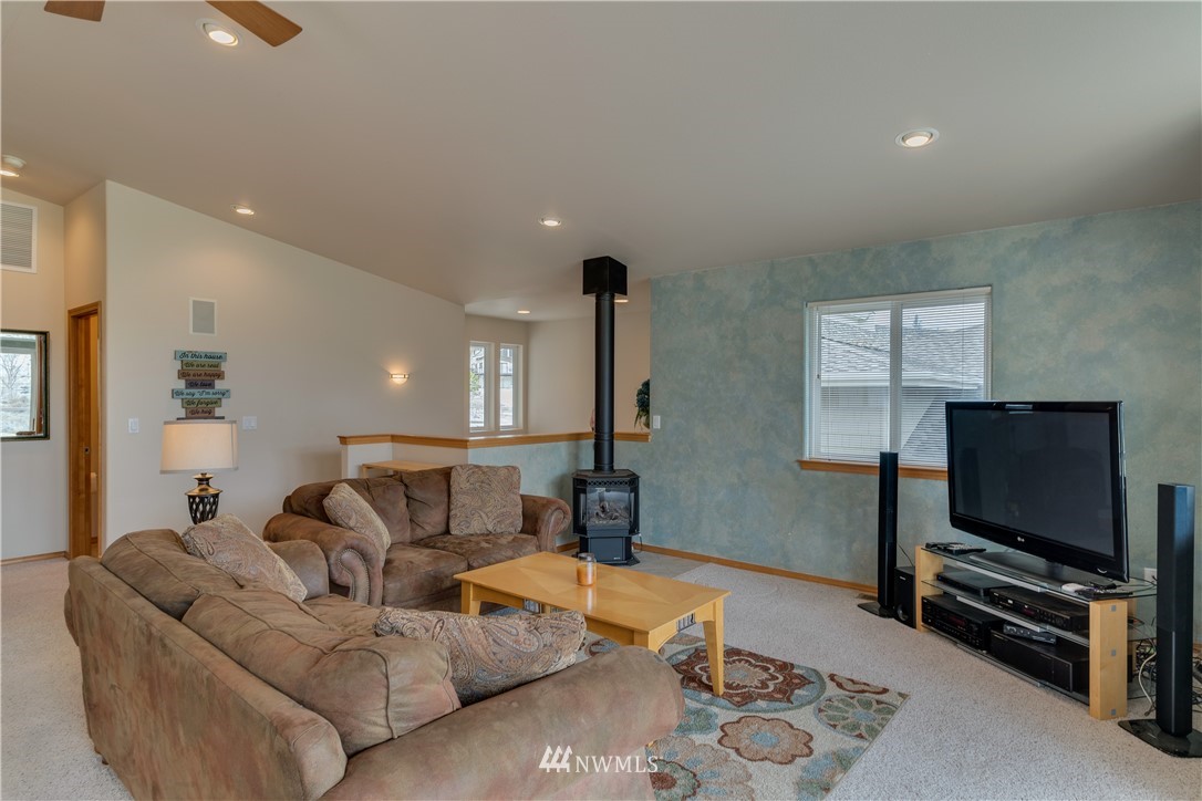345 Lake Front Road Orondo, WA 98843 - Photo 9 of 25 Gallery Image 9