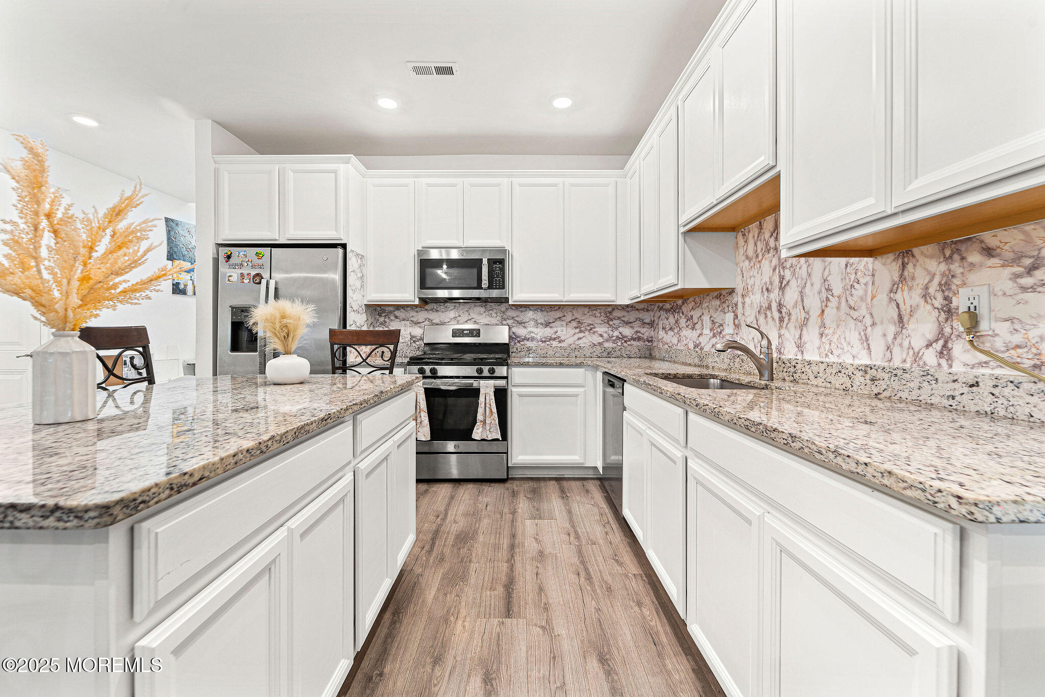 23 Gulfstream Road New Egypt, NJ 08533 - Photo 16 of 36 23GulfstreamRd-33