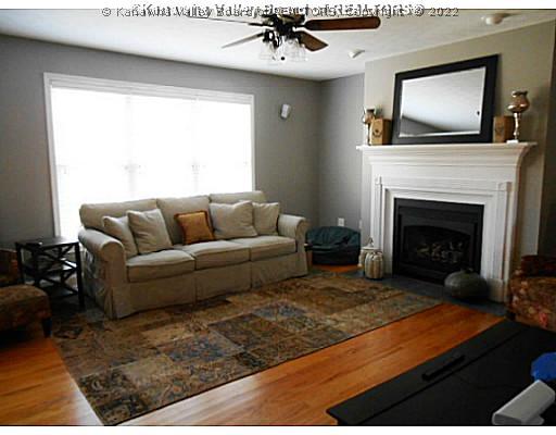29 Colonial Drive Ripley, WV 25271 - Photo 2 of 16 Den/Family/Great Room.