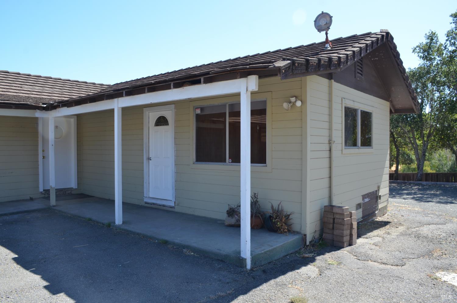 2186 Monticello Road Napa, CA 94558 - Photo 18 of 44